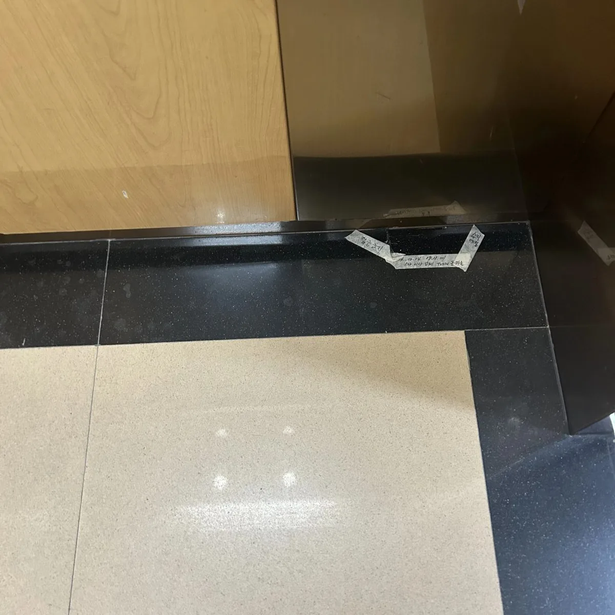 일산 승강기바닥수리 바닥판 부분 교체 현장 시공 전